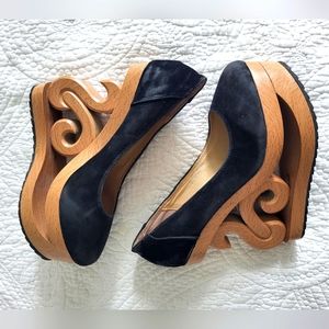 MEJ-ZU Black Velvet Faux Wood Platform SZ 36